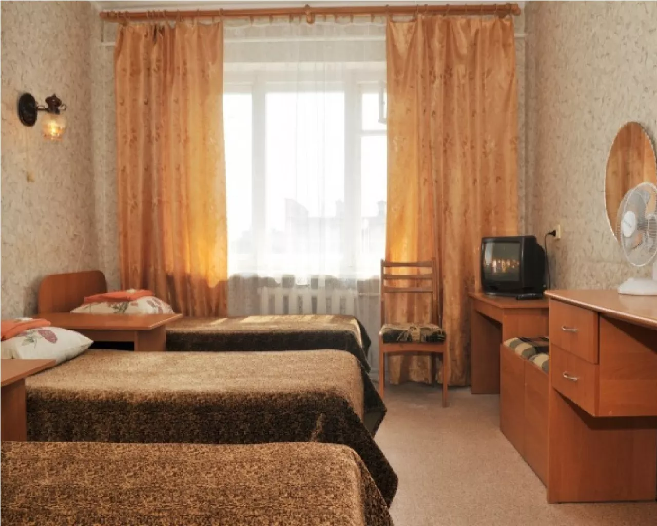 . Гостиница "Апогей". Евпатория