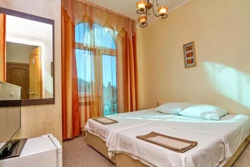 ДВУХМЕСТНЫЙ НОМЕР С 2 ОТДЕЛЬНЫМИ КРОВАТЯМИ И ДУШЕМ. Гостевой дом "ОЛЬГА" - Адлер. Адлер