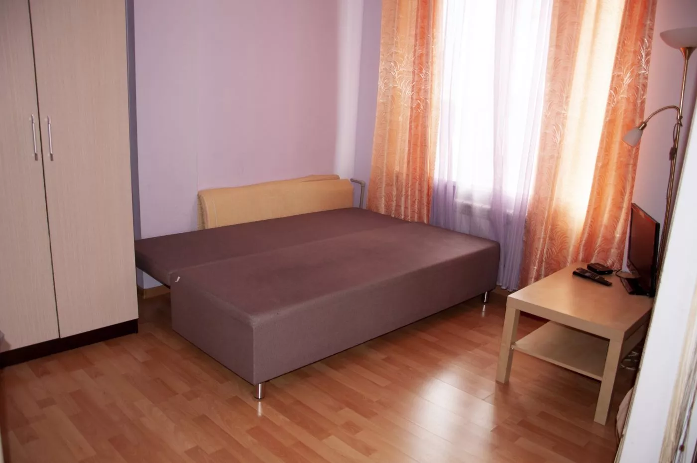 . Квартира в многоквартирном доме Квартира у моря 8 Марта, 13/1. Адлер