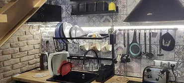 Квартира в многоквартирном доме на земле в пгт Коктебеле недалеко от моря (700 м), с кондиционером