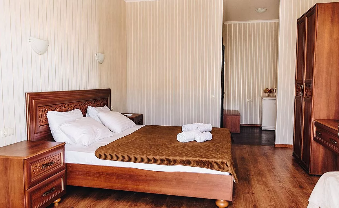 СТУДИО. Отель Островок. Феодосия