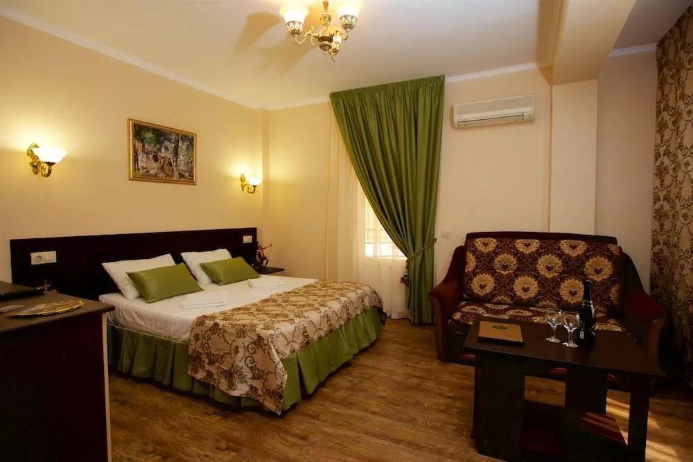 Стандарт. Отель "Золотое Руно". Витязево