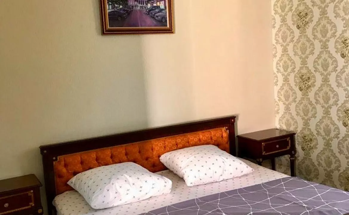 Комната. Гостевой дом с собственной столовой . Пицунда