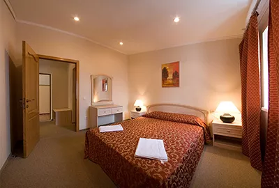 Люкс с видом на море. Гостевой дом "Кедр-Запад". Алупка