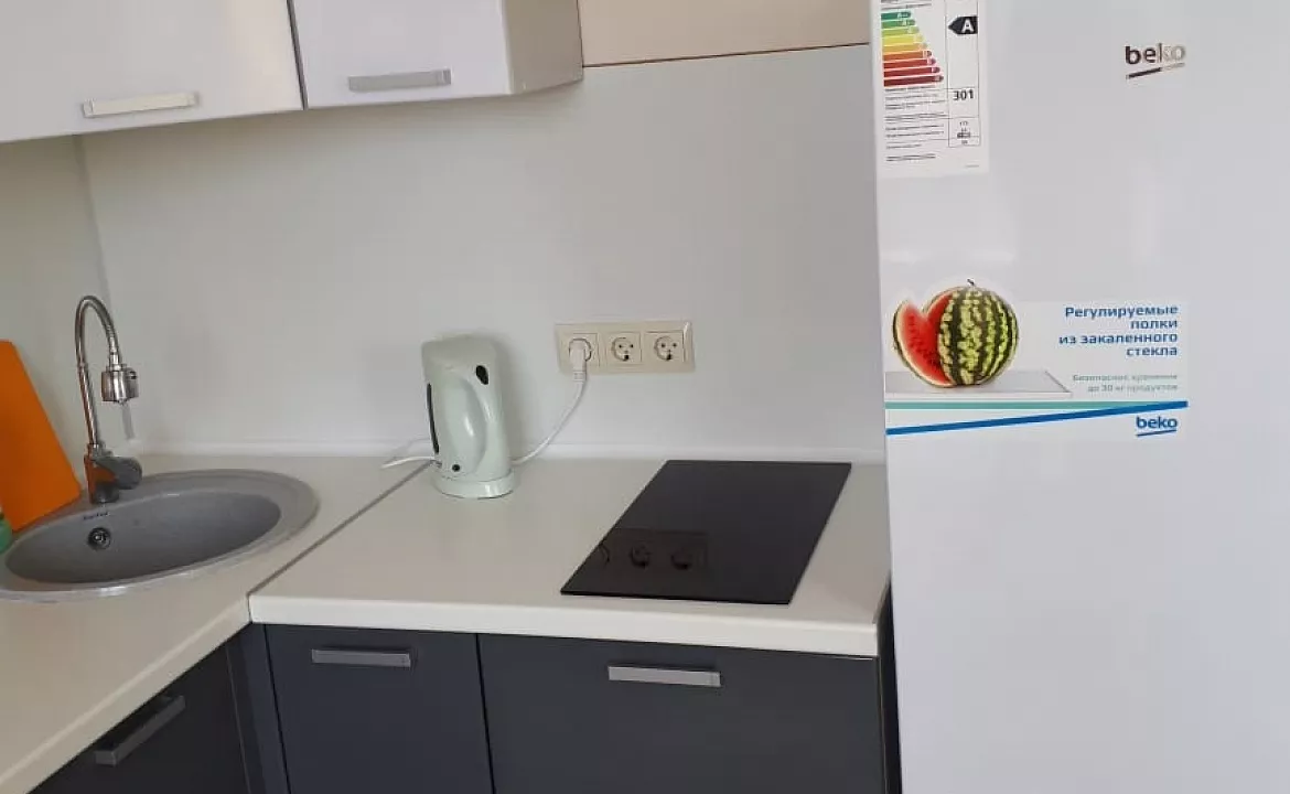 Сдам квартиру студию посуточно. Квартира в многоквартирном доме Гайдара 20а/1. Дагомыс