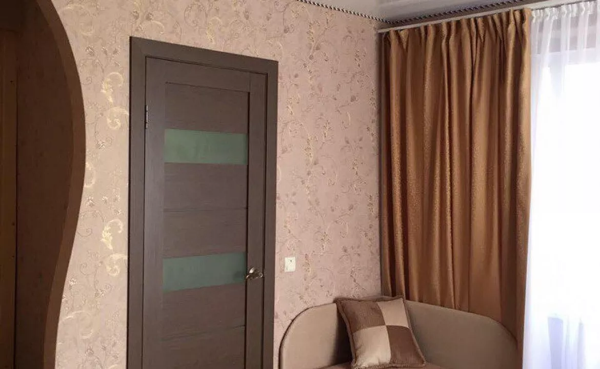 3-x местный номер с отдельным входом и своим маленьким двориком. Вилла Bellavista. Орджоникидзе