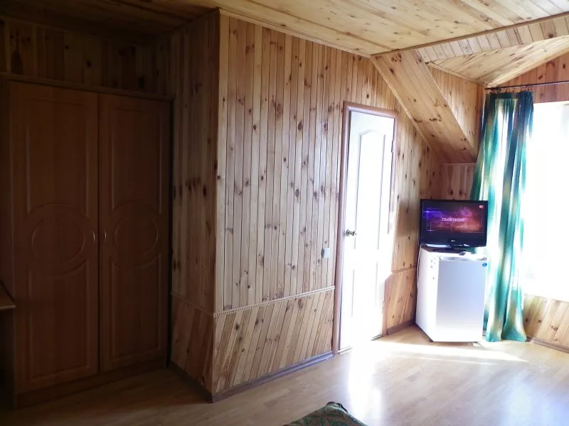 Корпус на ул.Подгорной,27 - Люкс-эко 150 м спуск к морю. Частное домовладение КАТЮША. Малореченское