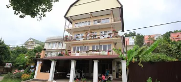 Гостевой дом "Южный" у Гарика