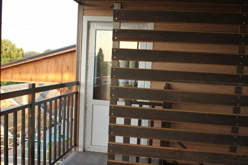 Стандартный семейный номер. Мини-гостиница Морской курорт. Ейск Стандартный семейный номер. Мини-гостиница Морской курорт. Ейск