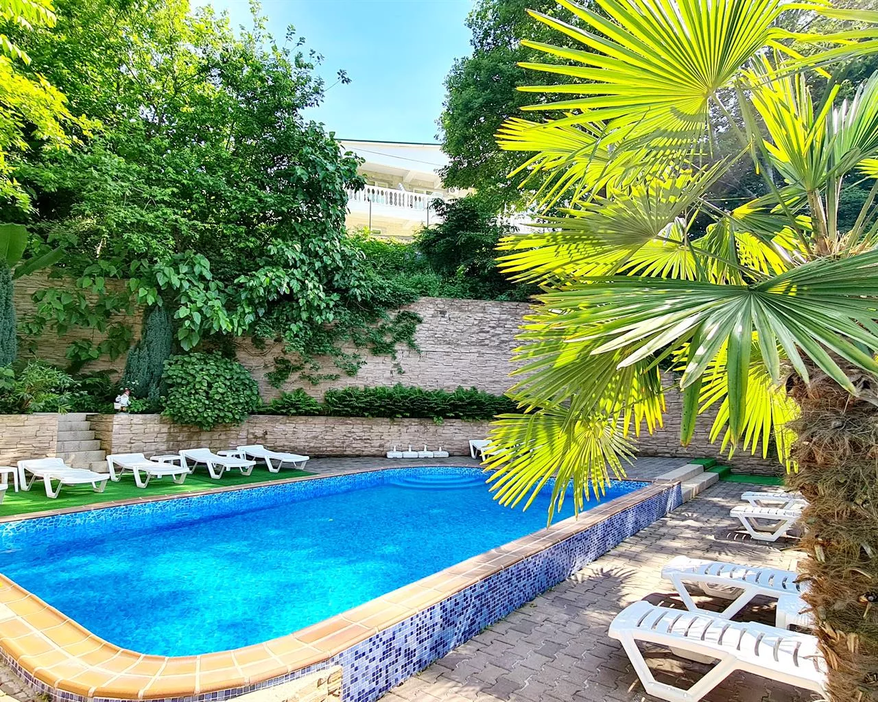 . Гостевой дом "Русская сказка". Лоо