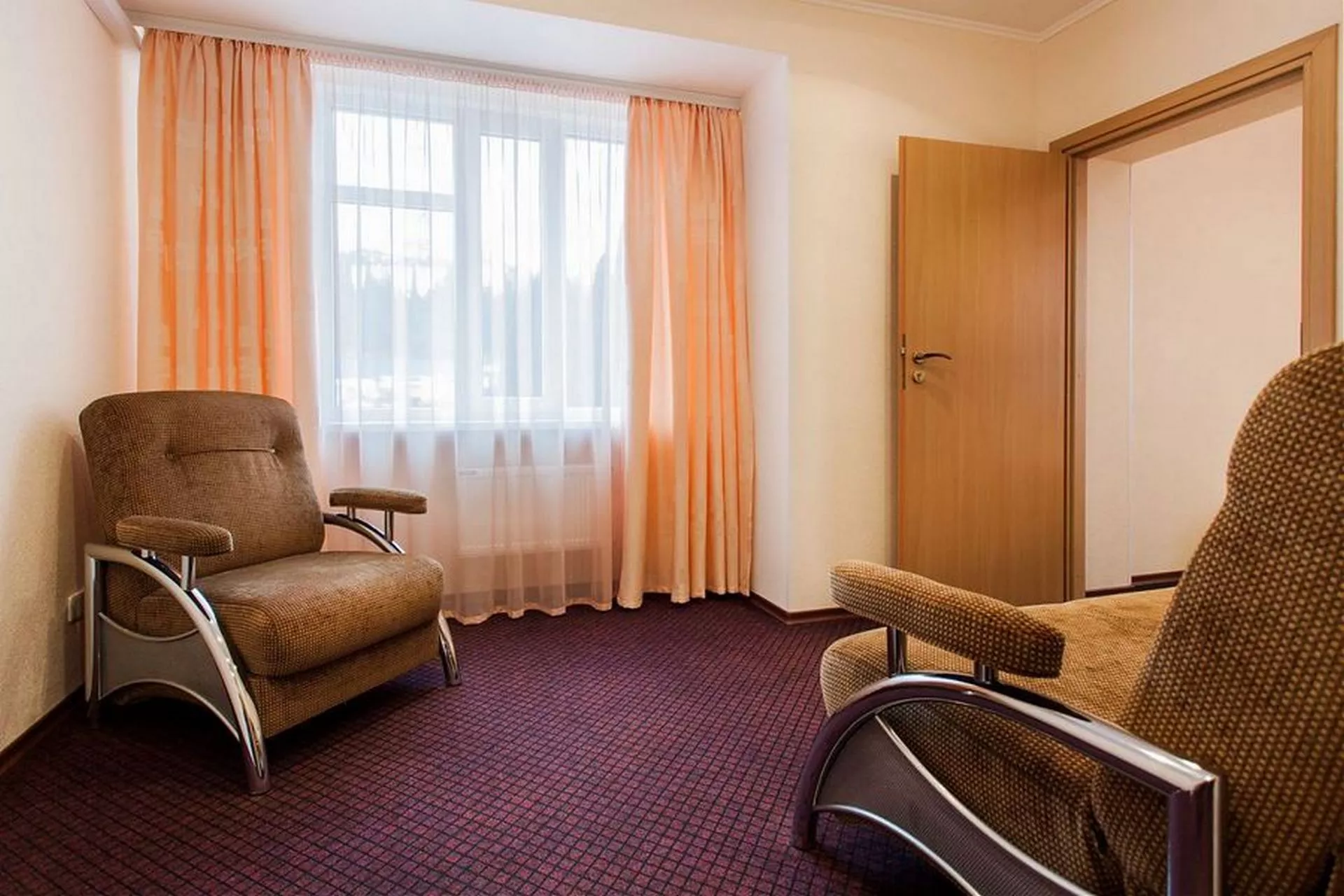 . Гостиница Дарсан. Ялта