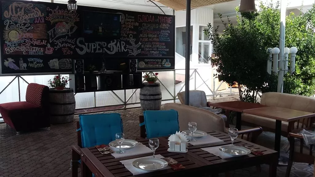 . Отель "Адмирал". Анапа