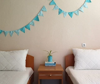 Эконом с двумя кроватями. Хостел Дом. 