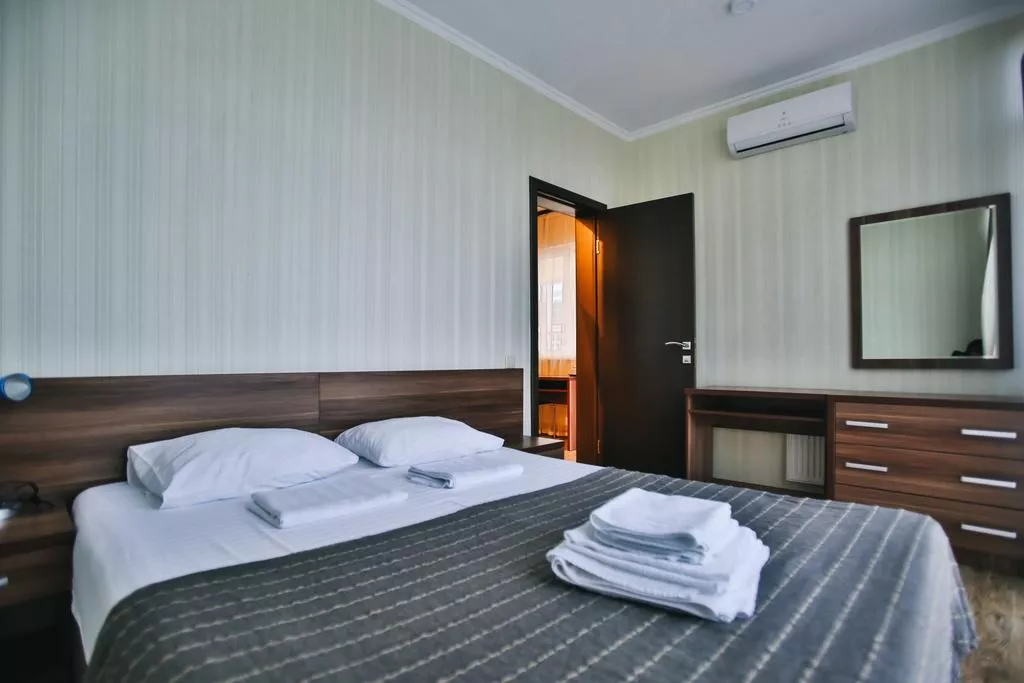 люкс . Гостиница Hotel RUS. Адлер