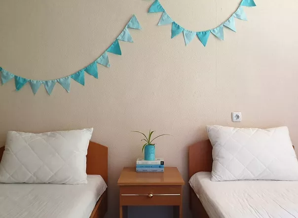 Эконом с двумя кроватями. Хостел Дом. Ялта