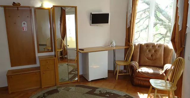 №2 СЕВЕРНЫЙ. Гостевой дом "Мона Лиза". Форос