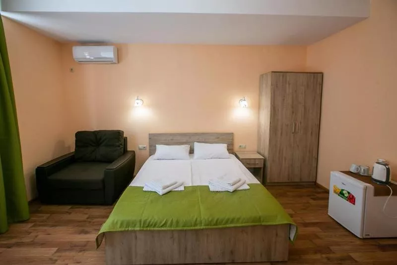 . Гостиница "Курорт". Пицунда . Гостиница "Курорт". Пицунда