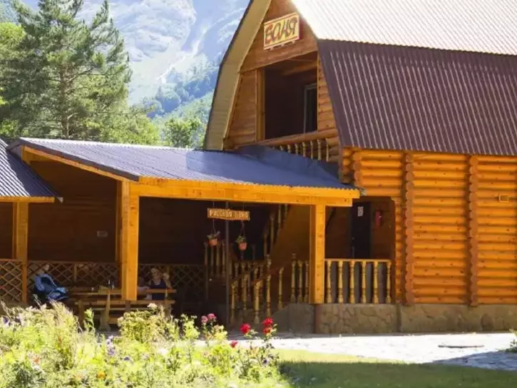 . Отель «Меридиан». Домбай-гостиницы