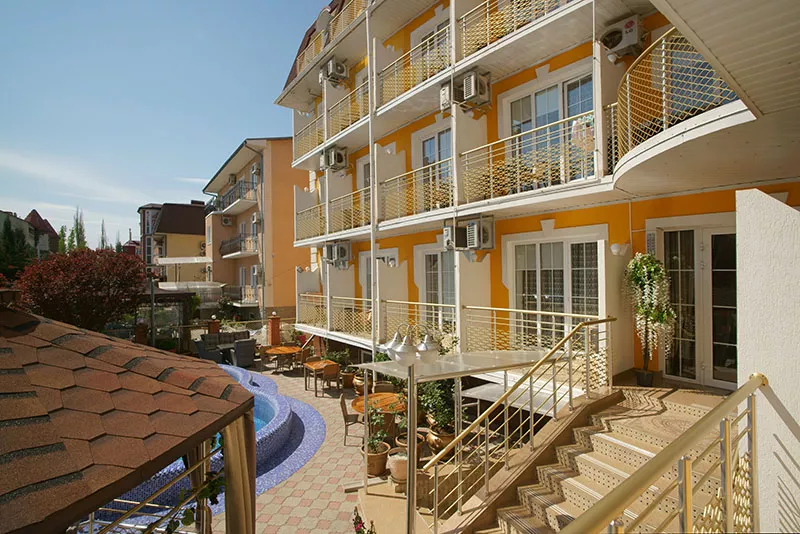 . Коттедж "Согдиана". Саки