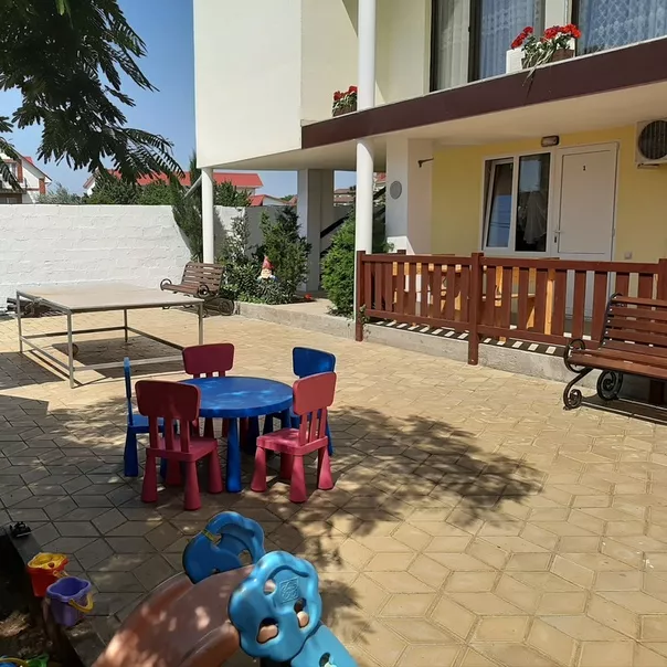 . Гостевой дом "Эдгар". Благовещенская