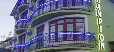 Гостиница «Champion»