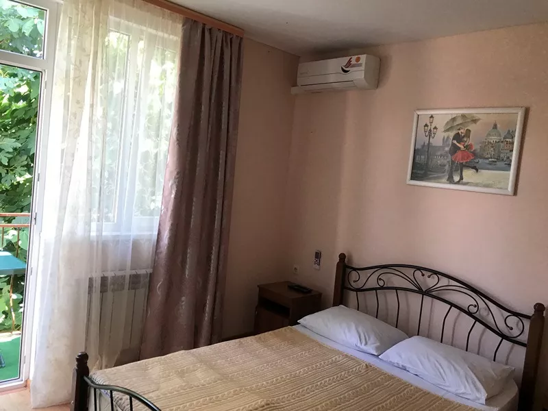 2-х местный номер Стандарт. Гостевой дом "Нэва". Адлер