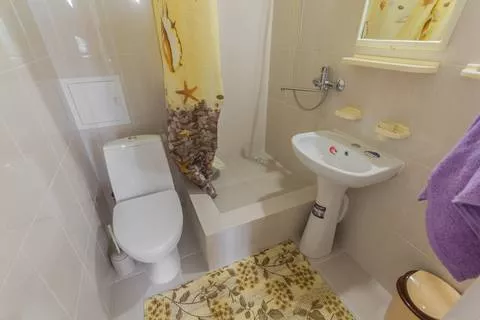 «Люкс» 3-х местный. Частный сектор "У Капитана". Вардане