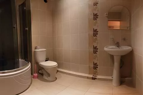 2-х комнатный Люкс. Отель "Кипарис". Пицунда