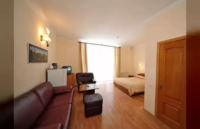 «Полулюкс» (вариант 1). Отель «Поворот». Эльбрус - гостиницы