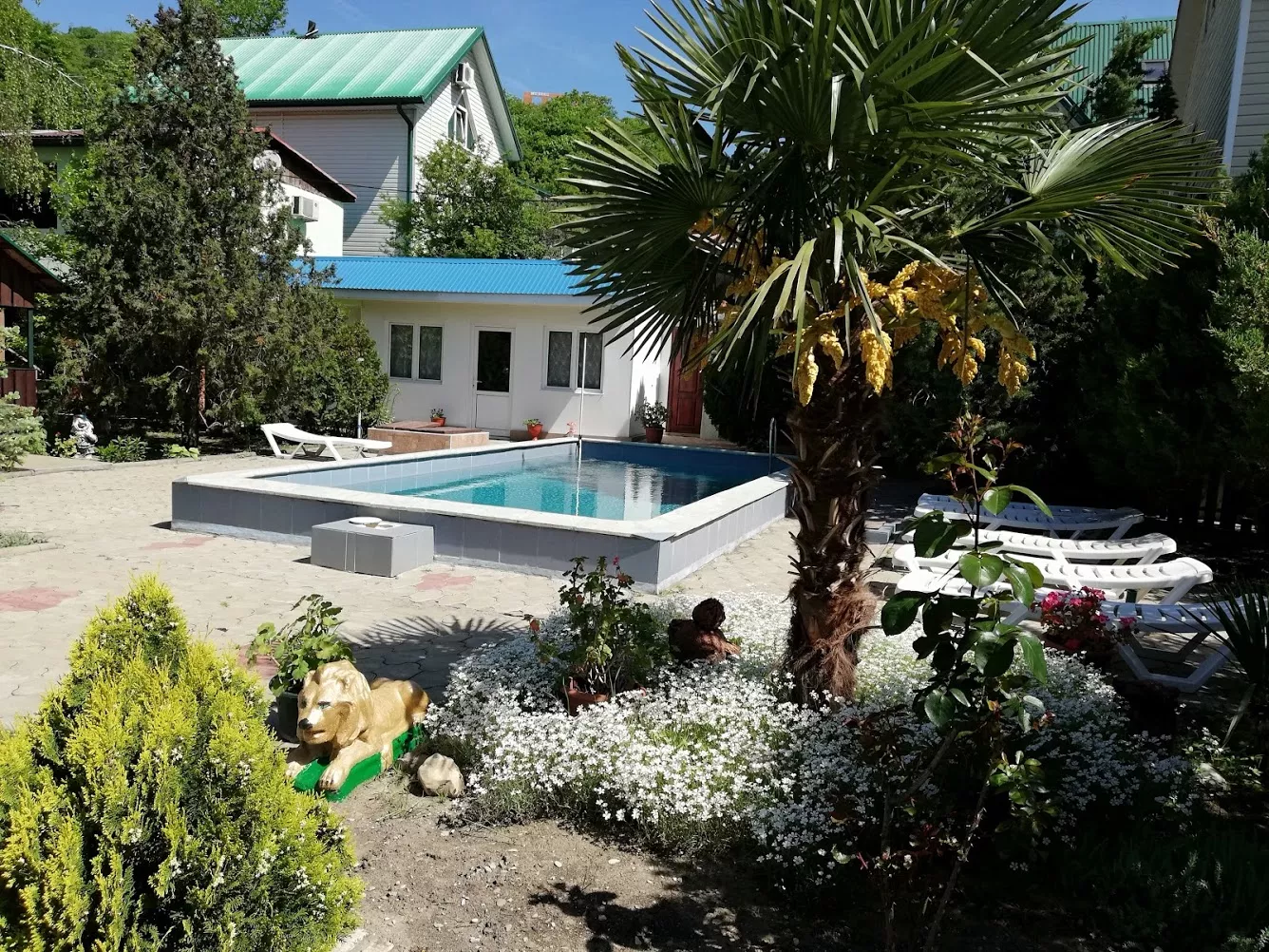 . Гостевой дом "Сибирячка". Ольгинка