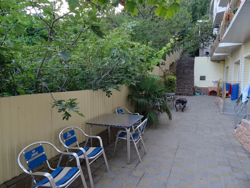 . Гостевой дом "Премьер". Дедеркой