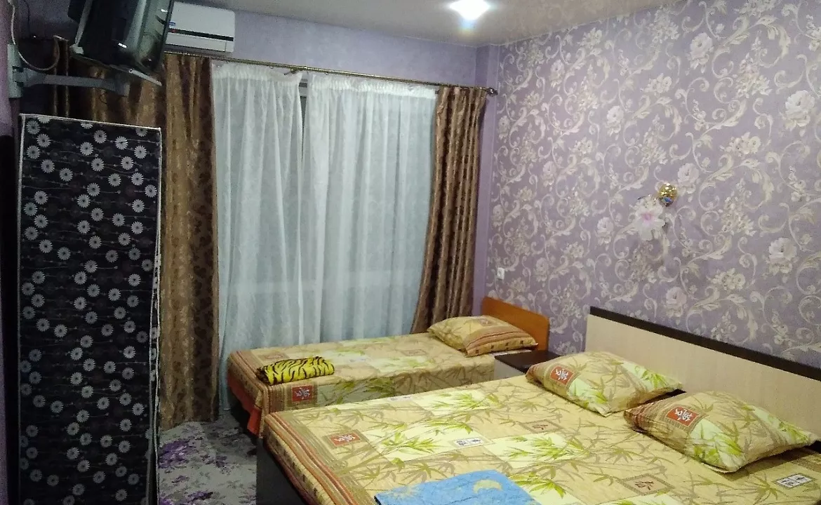 2-й этаж 6-й номер. Гостевой дом "Орджо и Море". Орджоникидзе