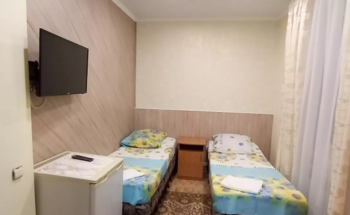 Стандарт 2-х местный. Гостевой дом "Уютный дворик" на Толстого 42А. Геленджик