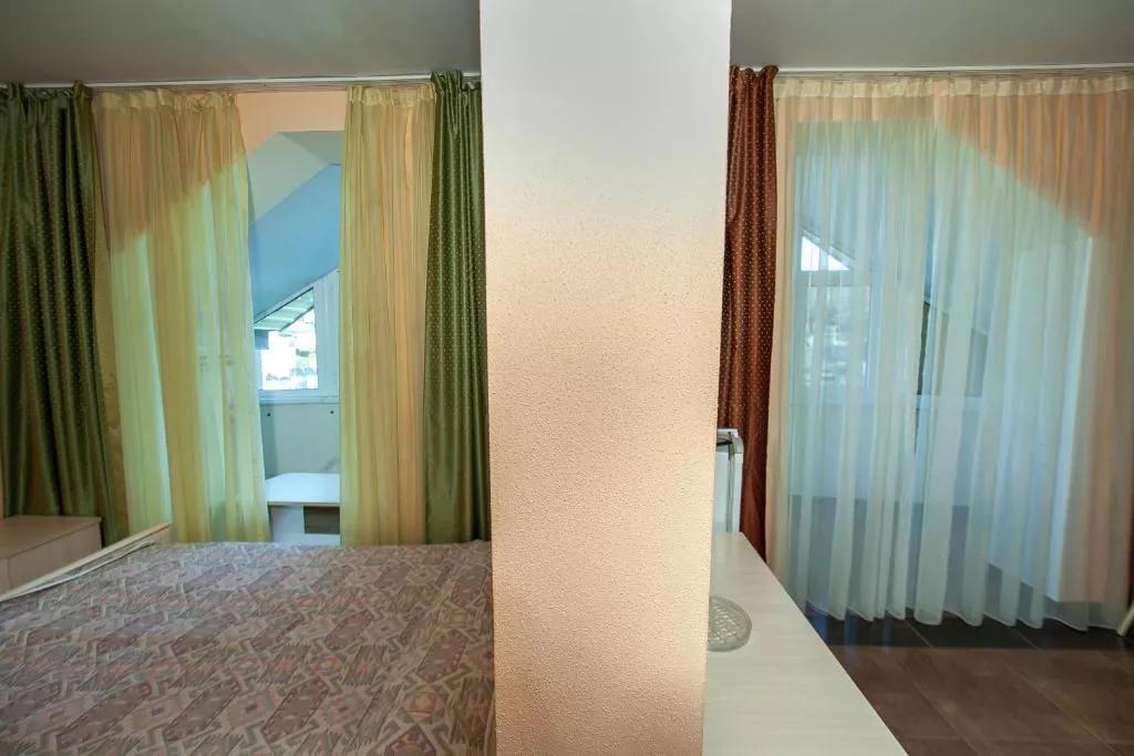 . Гостевой дом "Маяк" - Вардане. Вардане