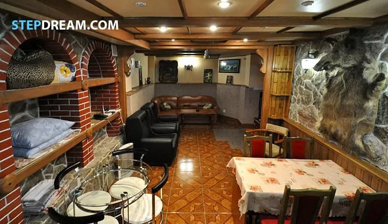 Винный погребок. Частный гостевой дом Атаманский дворик. Ялта