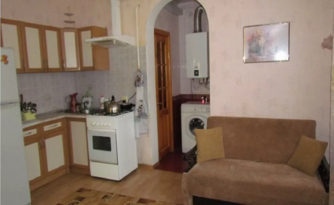 Квартира 2х комнатная. Частный сектор Двухкомнатная квартира. Алушта Квартира 2х комнатная. Частный сектор Двухкомнатная квартира. Алушта