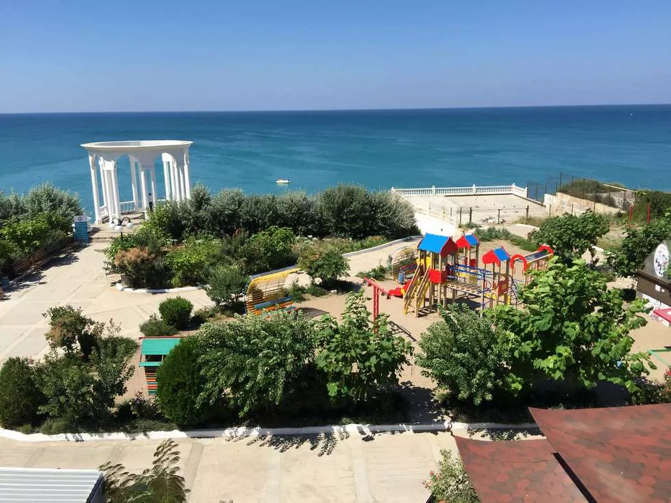 . Гостиница  № 56 Семейный **. Симферополь