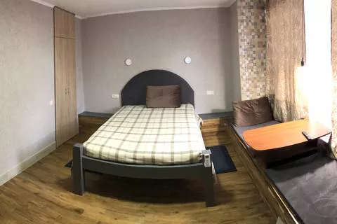 Пятиместные апартаменты «Люкс» на первом этаже. Гостевой дом «Secret garden». Коктебель Пятиместные апартаменты «Люкс» на первом этаже. Гостевой дом «Secret garden». Коктебель