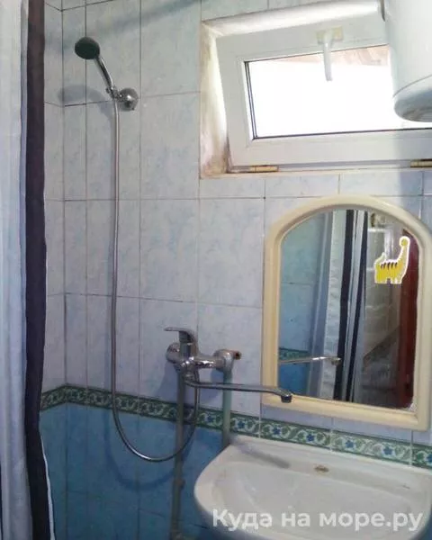 ДОМИК С ЛИЧНЫМ ДВОРИКОМ И ПАРКОВКОЙ. Частный сектор "На Михайловский  8". Архипо-Осиповка