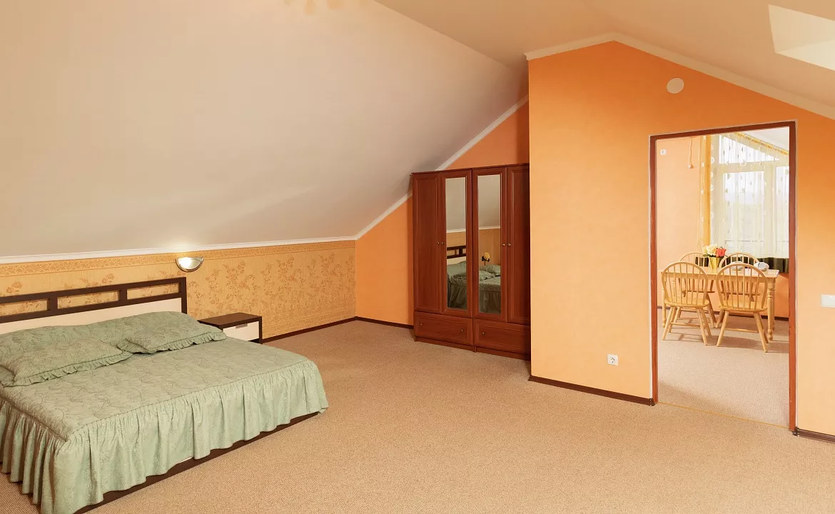 Видовой двухкомнатный (вид на море и горы). Эллинги "KATRIN". Орджоникидзе