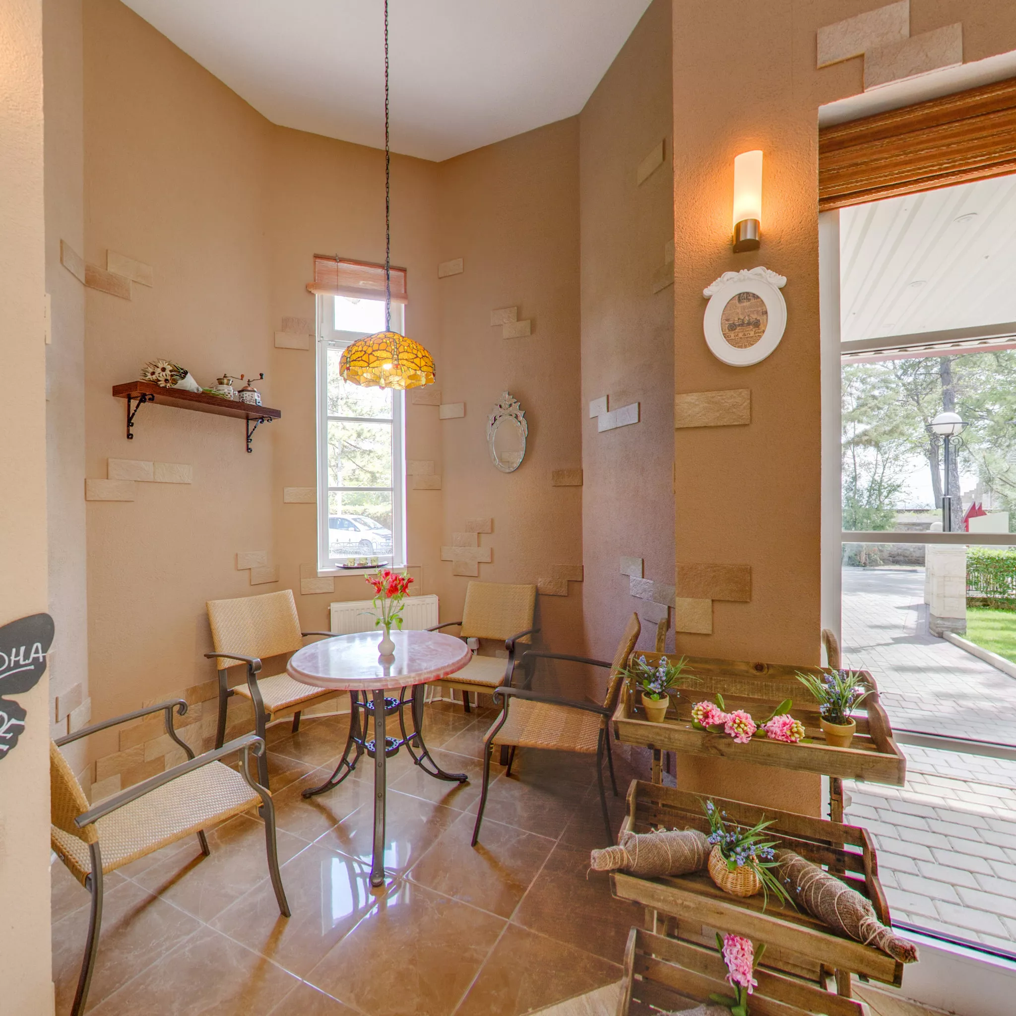 . Отель  «ГРЕЙ ИНН». Феодосия