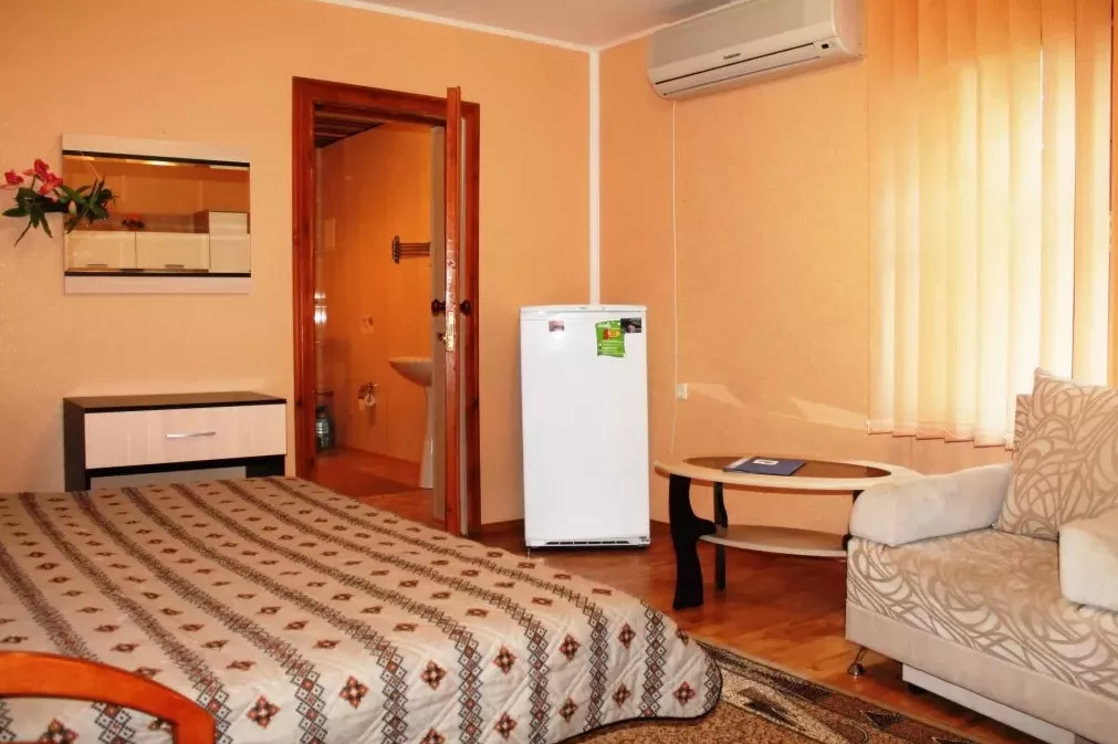 Стандарт комфорт. Гостевой дом «Радмир». Алупка