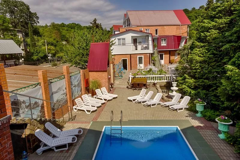 . Гостиница Лазурный. Головинка