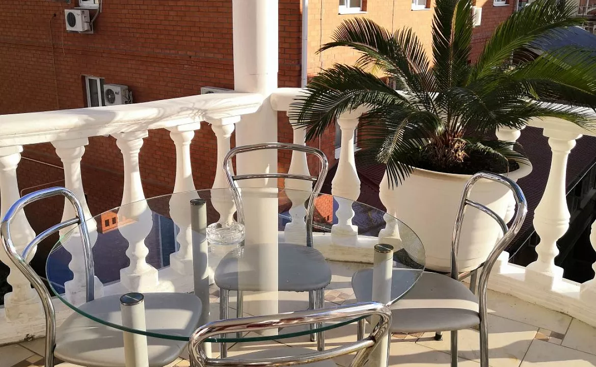 Евро  двухкомнатный. Гостевой дом "Натали" - Геленджик. Геленджик