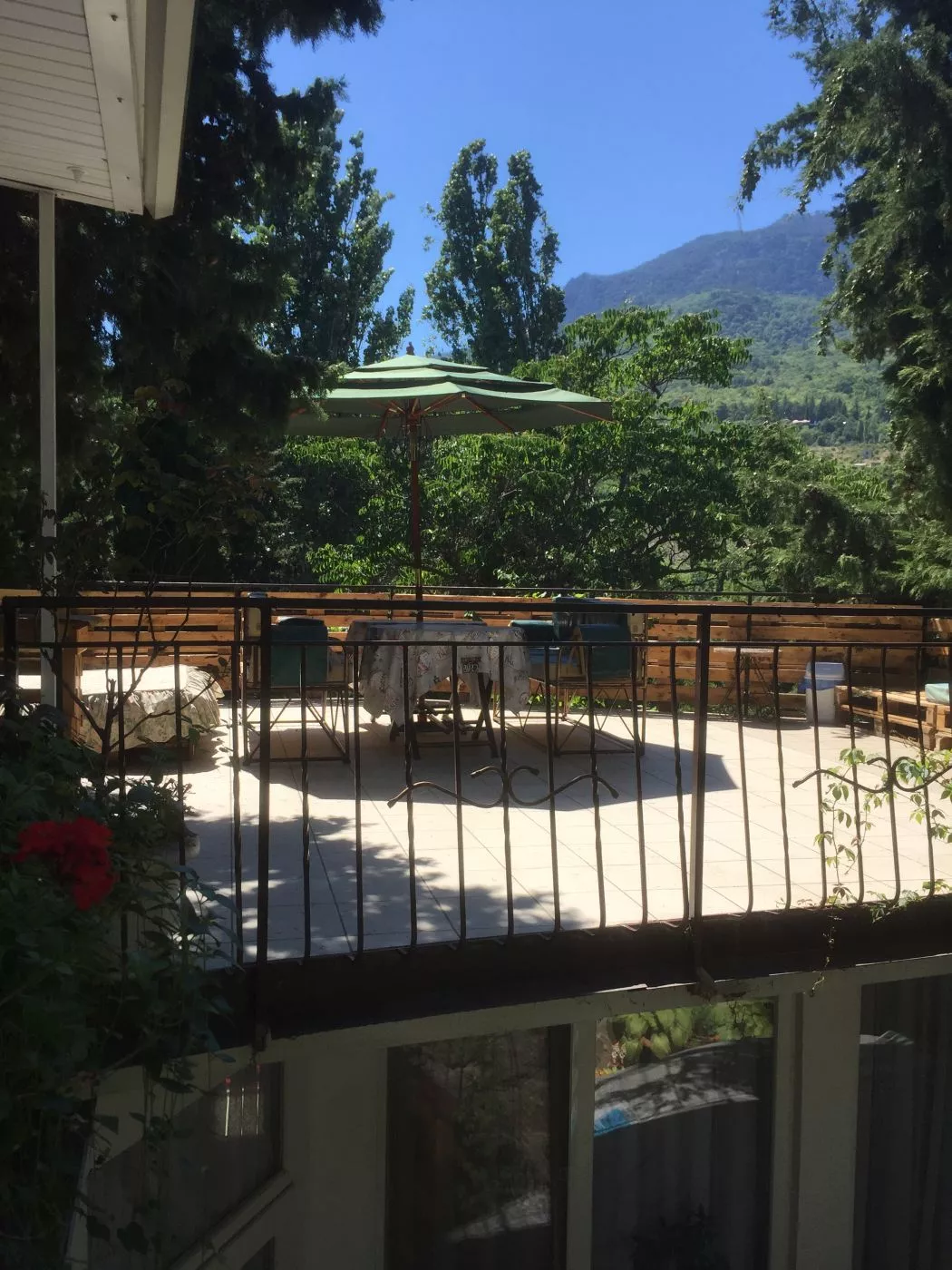 . Гостевой дом Дом семейного отдыха,до моря 10мин. Гурзуф