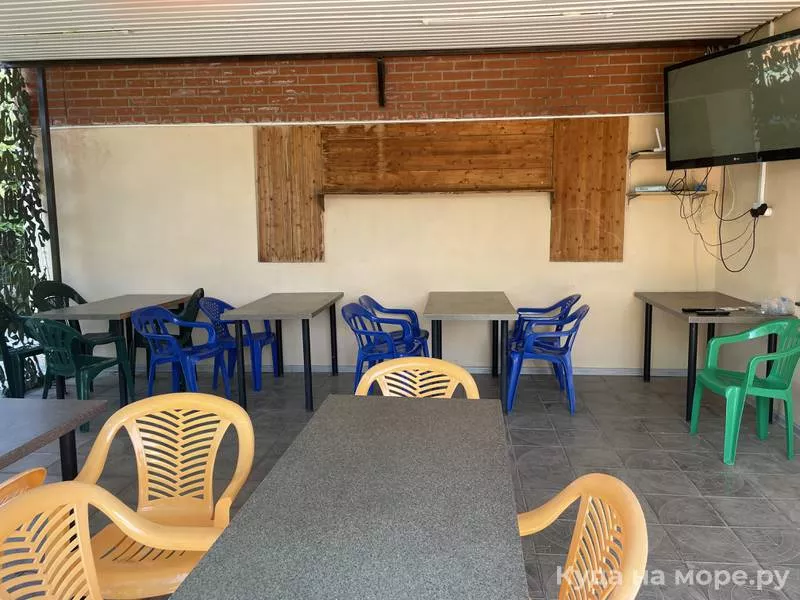 . Гостевой дом ВИКТОРИ. Кучугуры