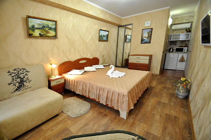 . Гостевой дом «Ангара». Алушта