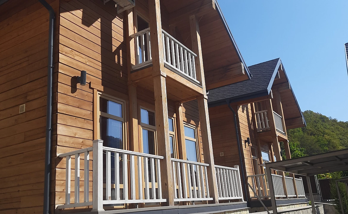 6ти местный сруб из сибирского кедра. База отдыха Как дома. Ольгинка