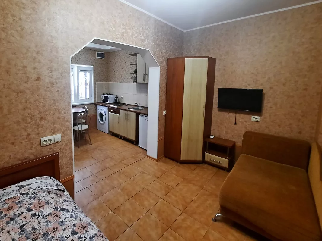 . Частный сектор  Студия. Алушта