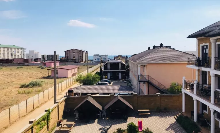 3-Х Местный. Семейный гостевой дом Лимпопо. Саки